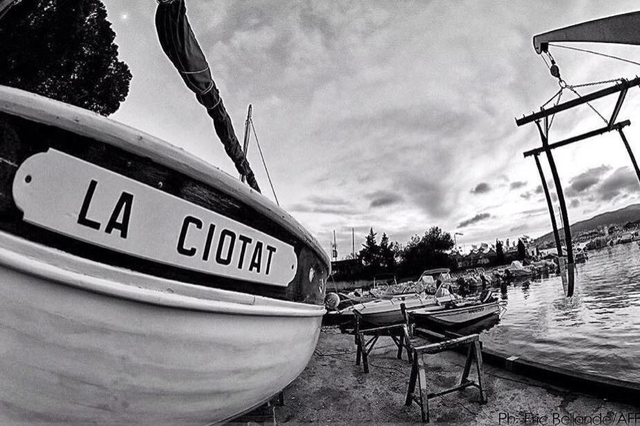 Vacance En Bord De Mer Ла-Сьйота Екстер'єр фото